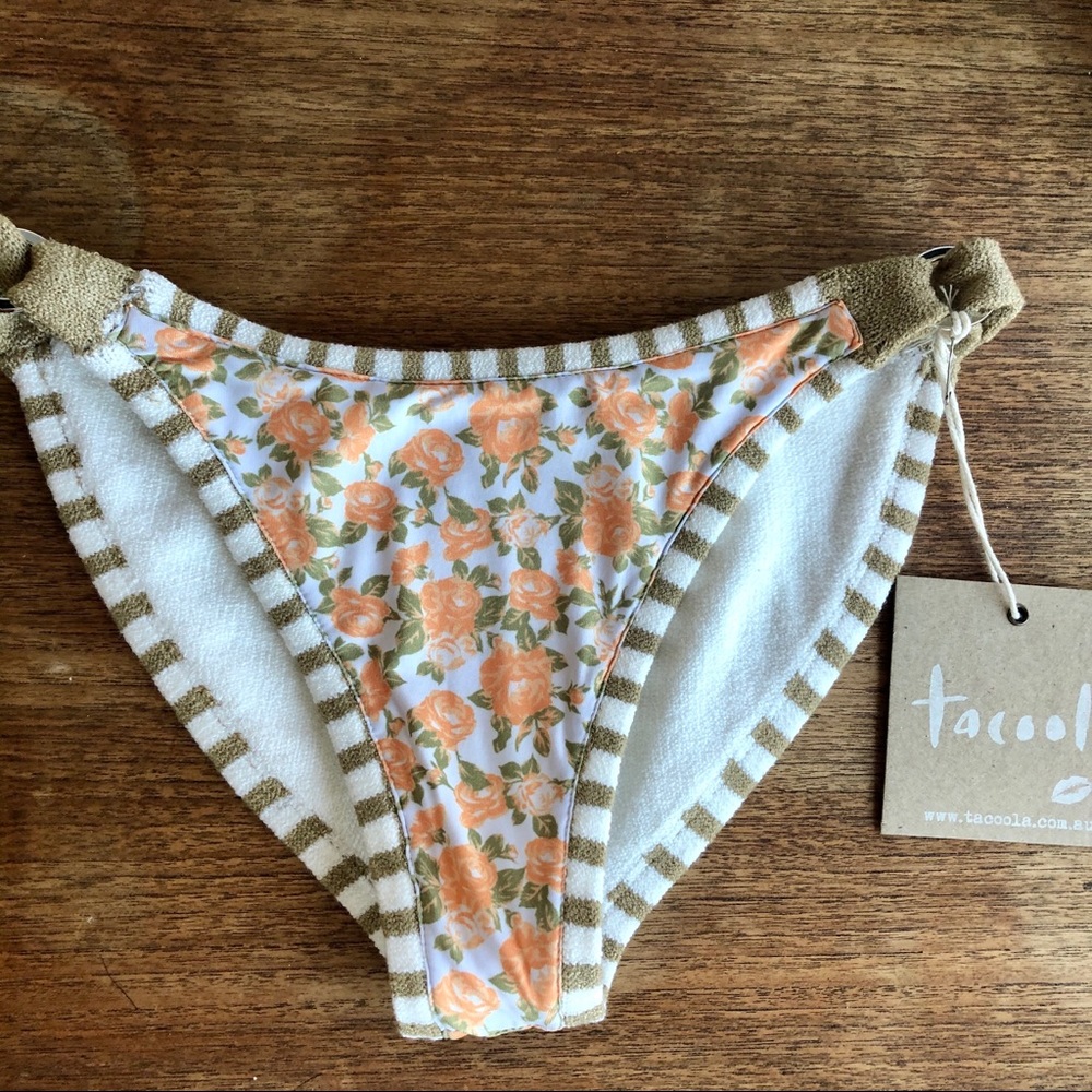 Tacoola Vega reversible bottom!